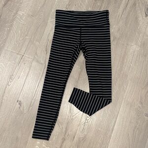 GAPFit Black and White Striped Leggings